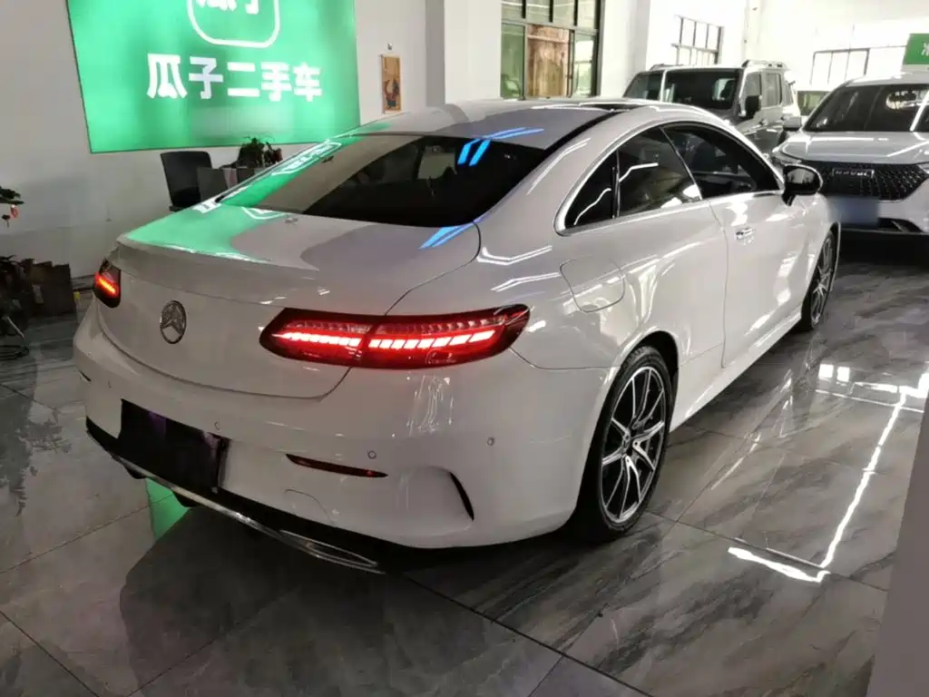 Mercedes-Benz E-Class (Import) — фото 6