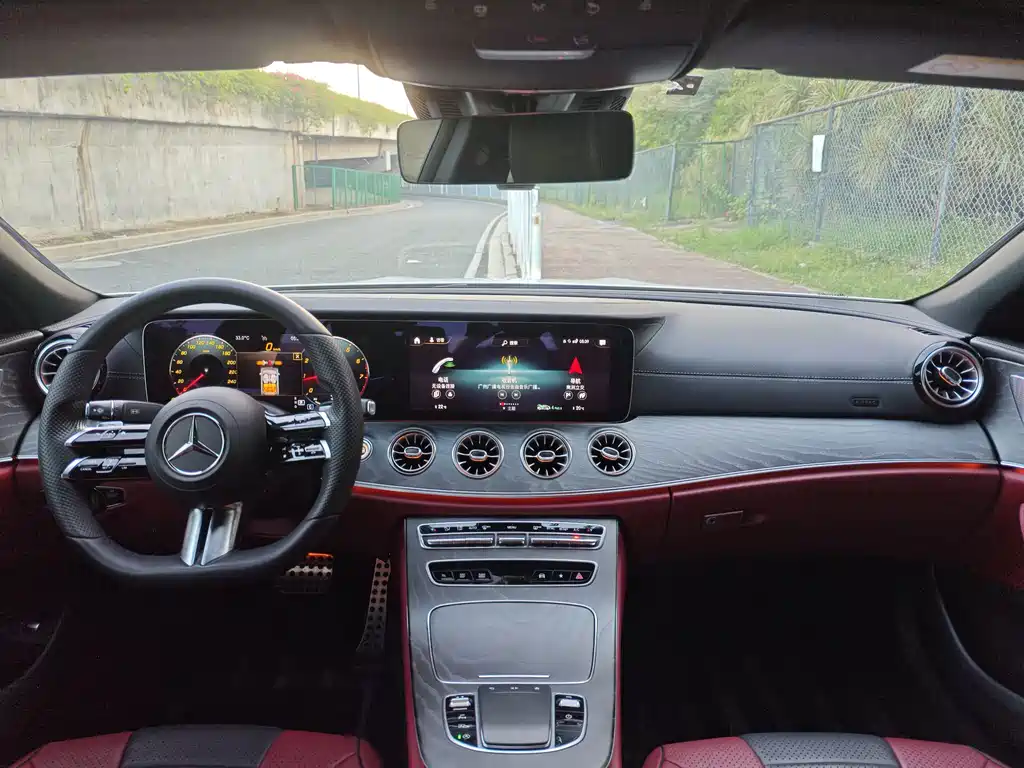 Mercedes-Benz CLS — фото 13