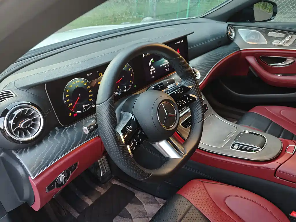 Mercedes-Benz CLS — фото 16
