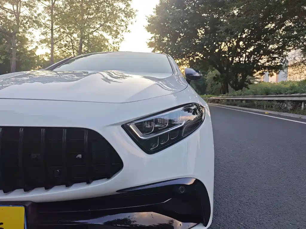 Mercedes-Benz CLS — фото 26