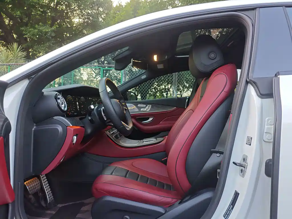 Mercedes-Benz CLS — фото 5
