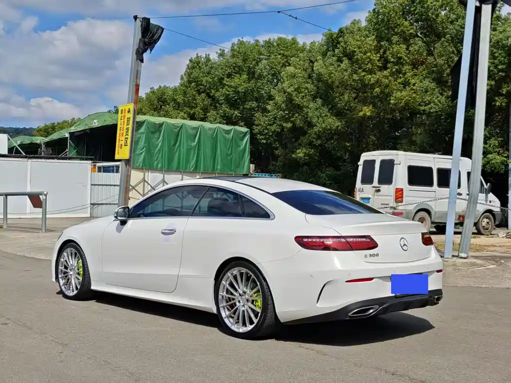 Mercedes-Benz E-Class (Import) — фото 3