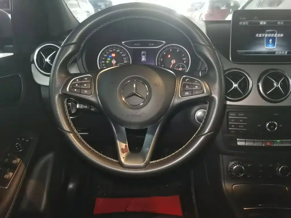 Mercedes-Benz B-Class — фото 10