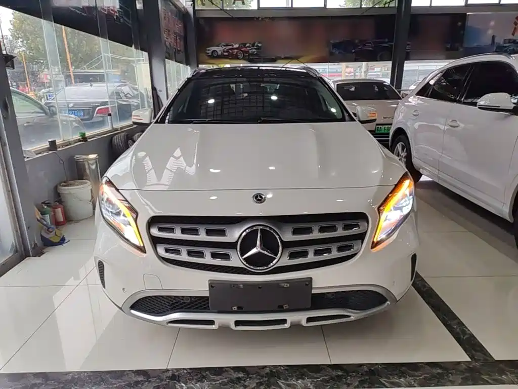 Mercedes-Benz GLA — фото 2