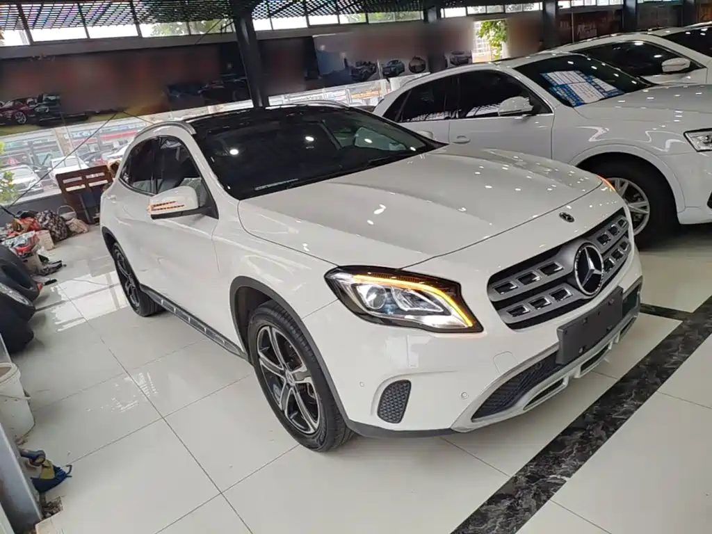 Mercedes-Benz GLA — фото 3