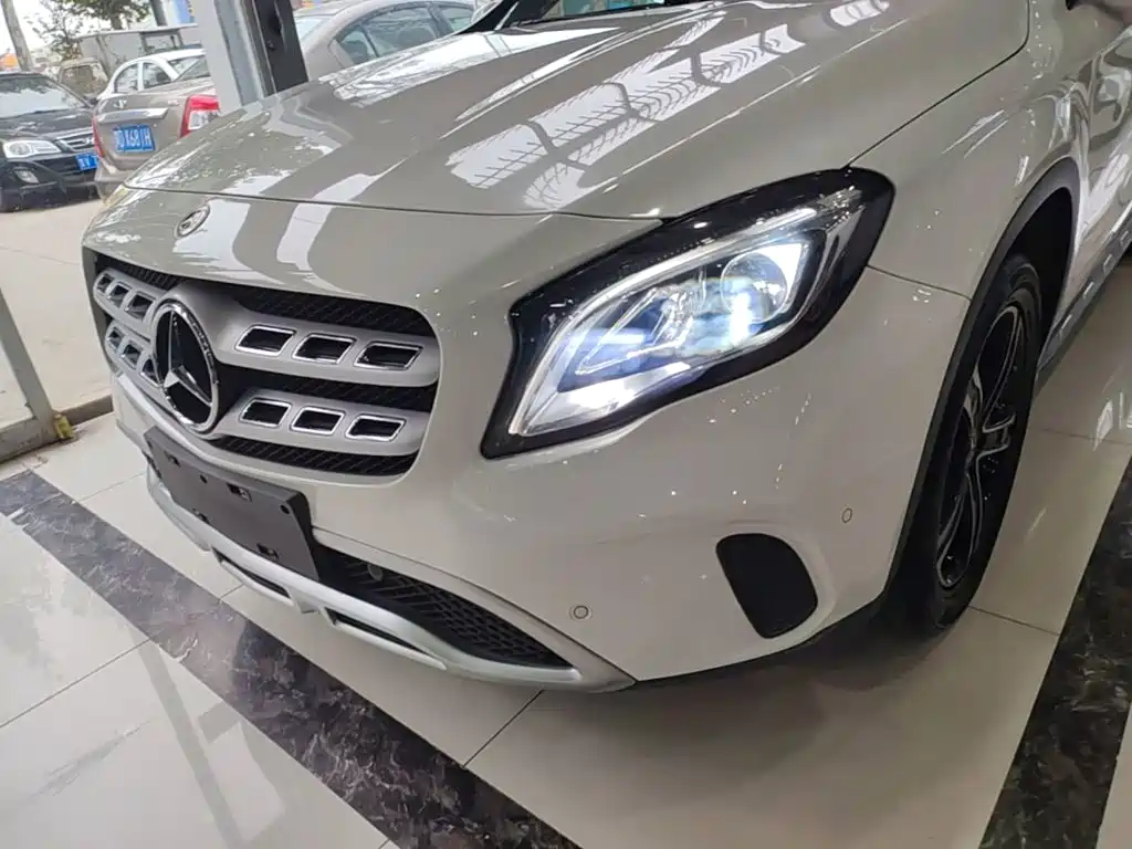 Mercedes-Benz GLA — фото 23