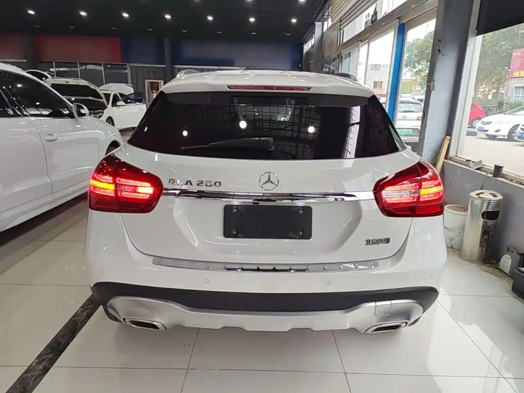 Mercedes-Benz GLA — фото 5