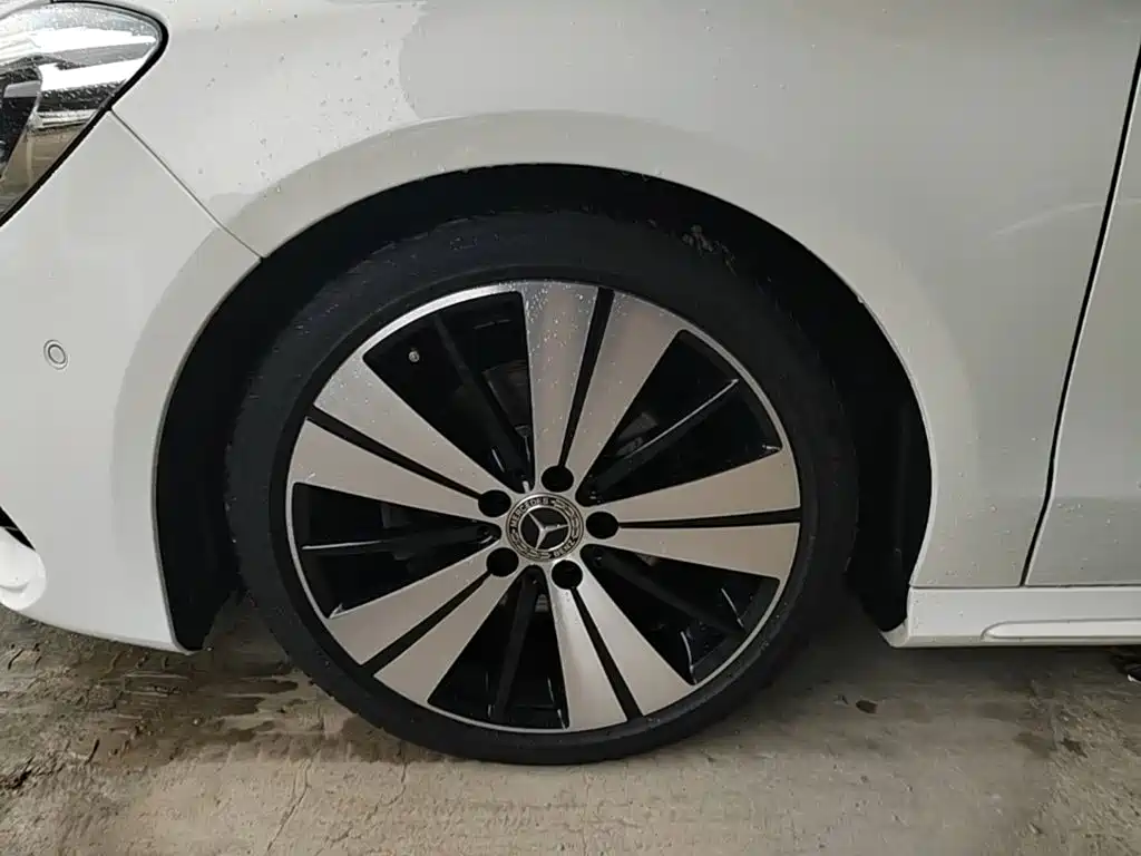 Mercedes-Benz CLA (Import) — фото 22