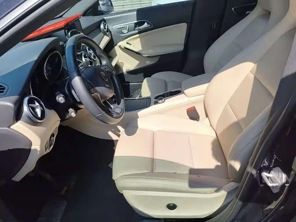 Mercedes-Benz CLA (Import) — фото 14