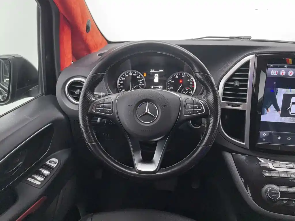 Mercedes-Benz Vito — фото 11