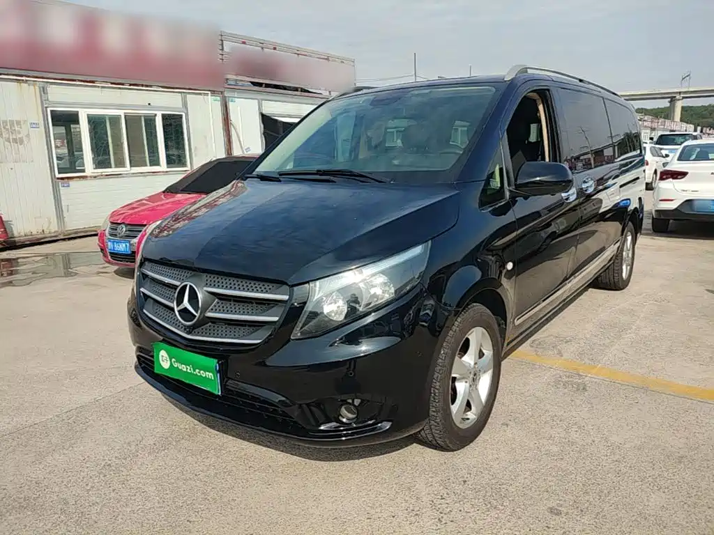 Mercedes-Benz Vito — фото 1