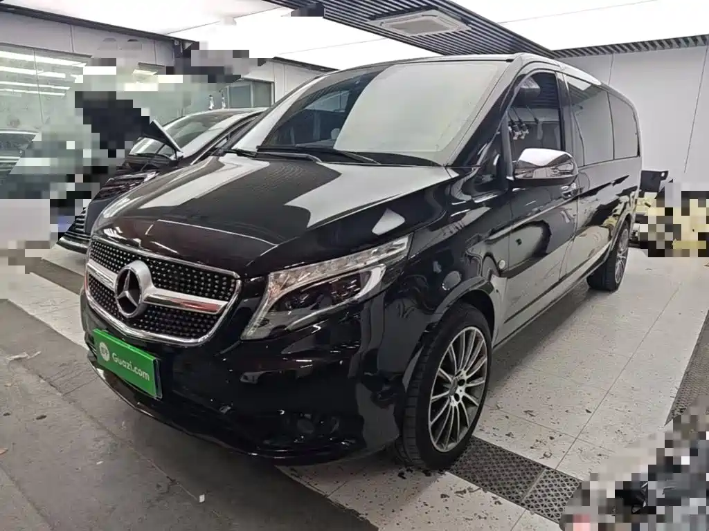 Mercedes-Benz Vito — фото 1