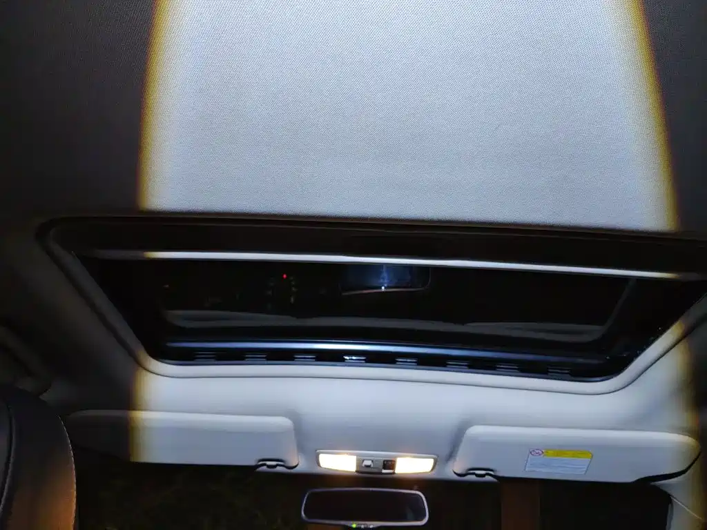 Mitsubishi Outlander — фото 19