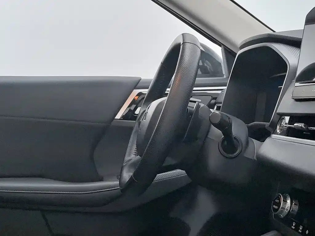 Mitsubishi Outlander — фото 22