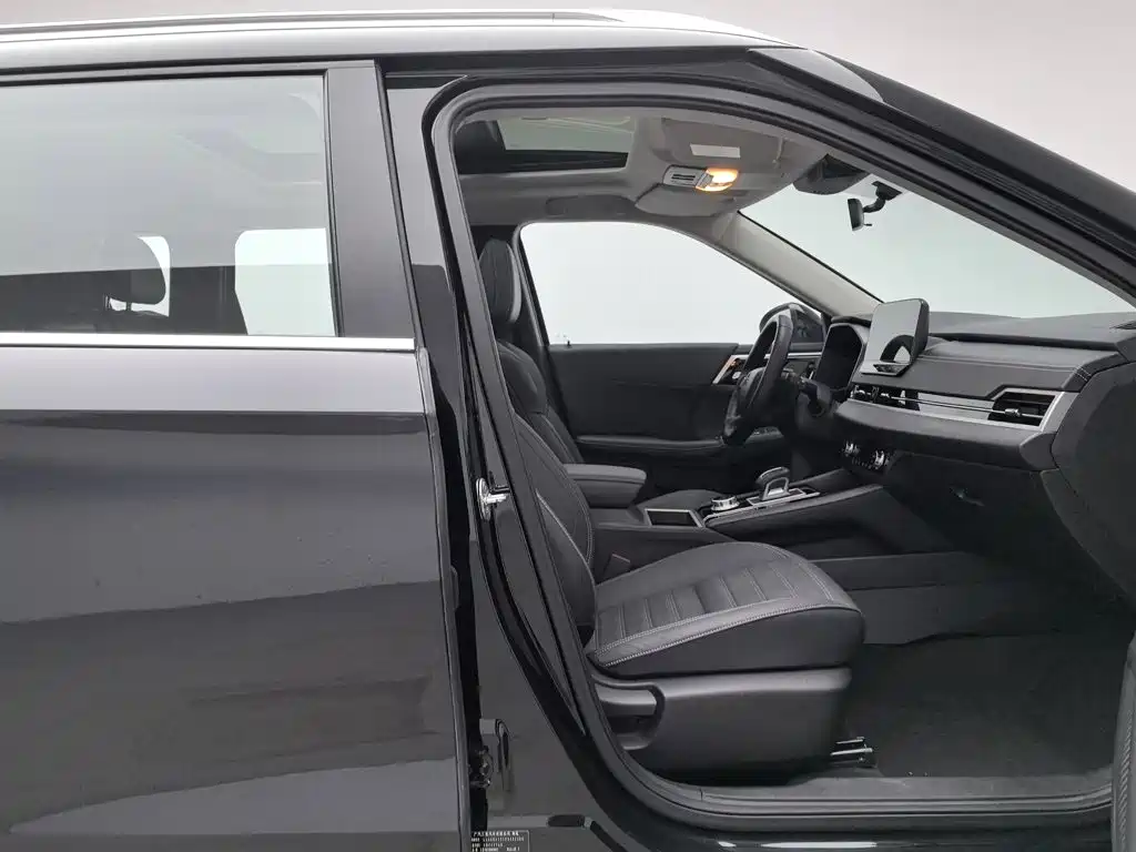 Mitsubishi Outlander — фото 23