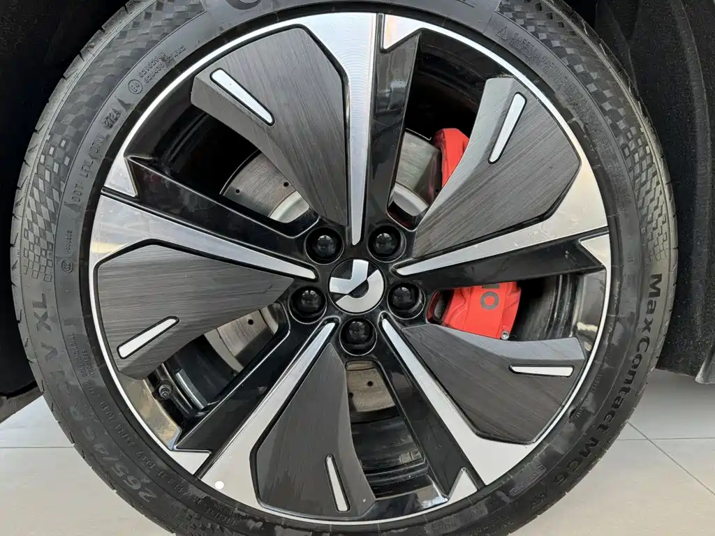 NIO EC7 — фото 9