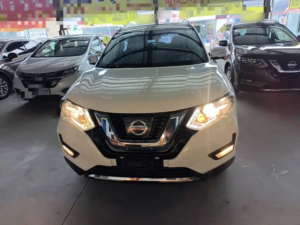 Nissan X-Trail — фото 2