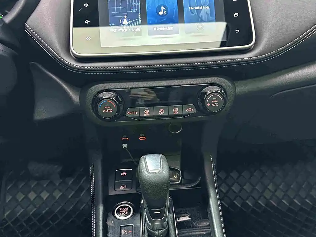 Nissan Kicks — фото 15