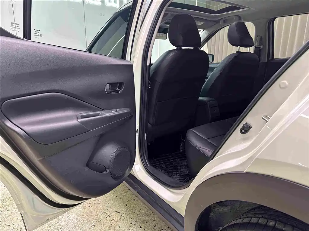 Nissan Kicks — фото 17