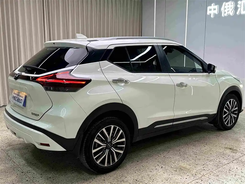 Nissan Kicks — фото 5