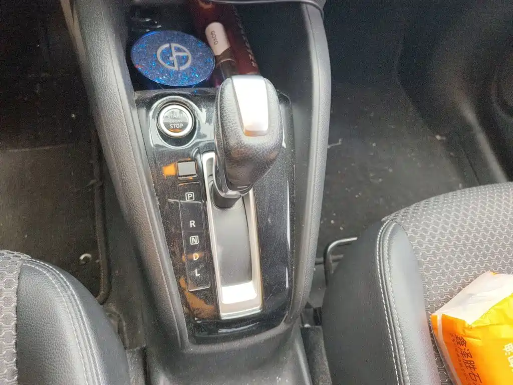 Nissan Kicks — фото 10