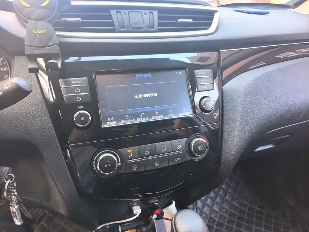 Nissan Qashqai — фото 14