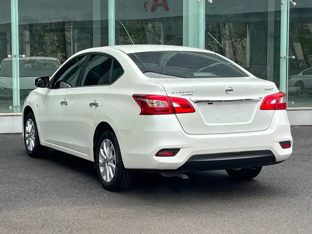 Nissan Sylphy — фото 10