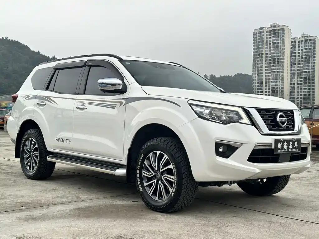Nissan Terra — фото 3