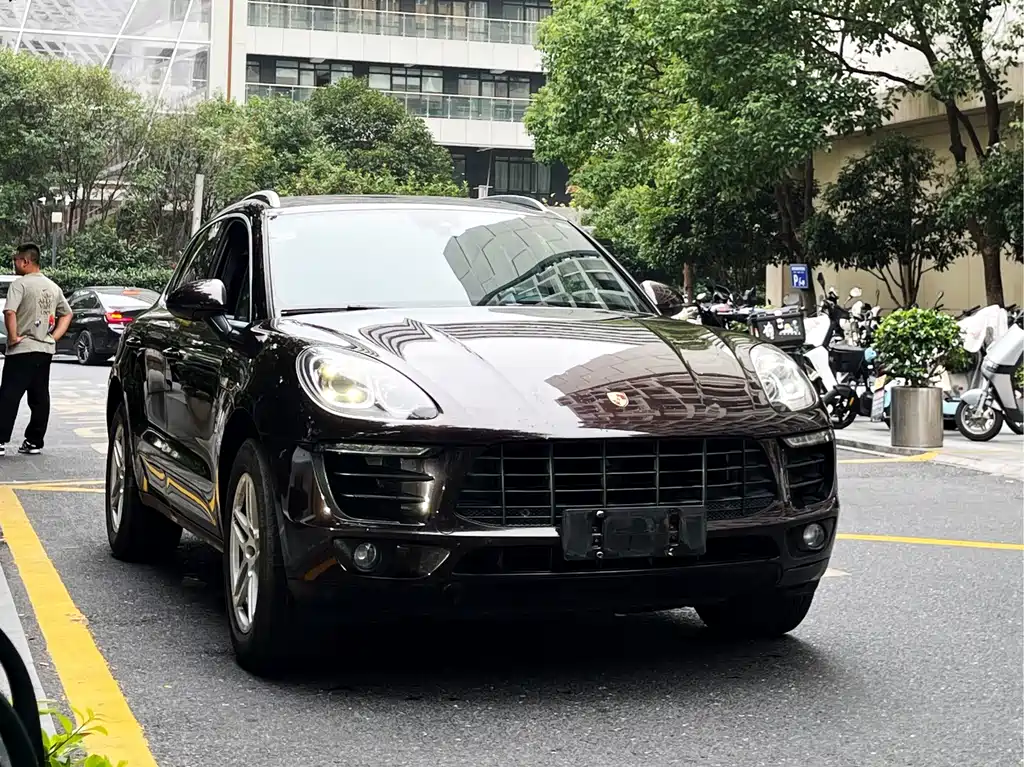 Porsche Macan — фото 3