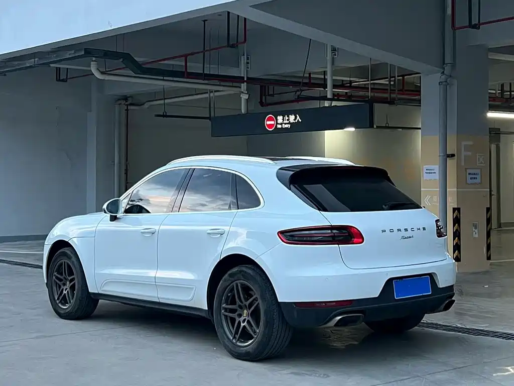 Porsche Macan — фото 4