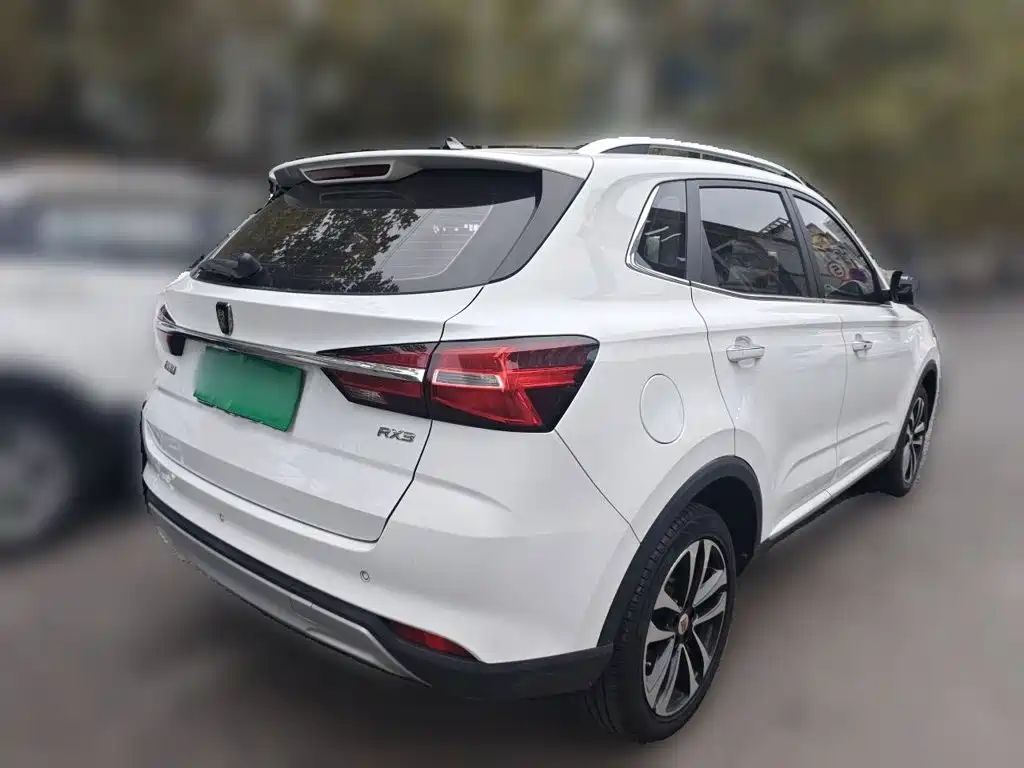 Roewe RX3 — фото 4