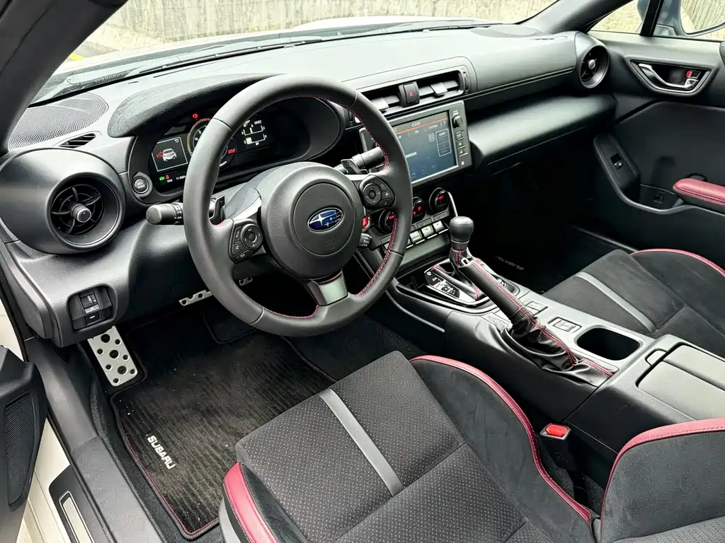 Subaru BRZ — фото 4