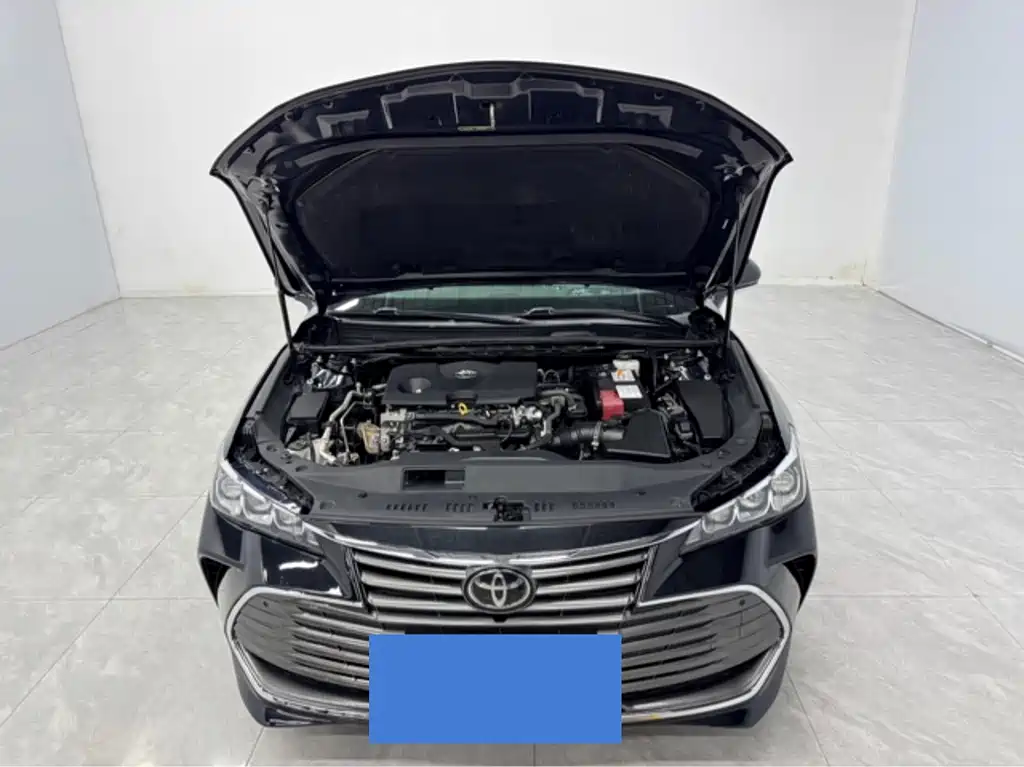Toyota Avalon — фото 10