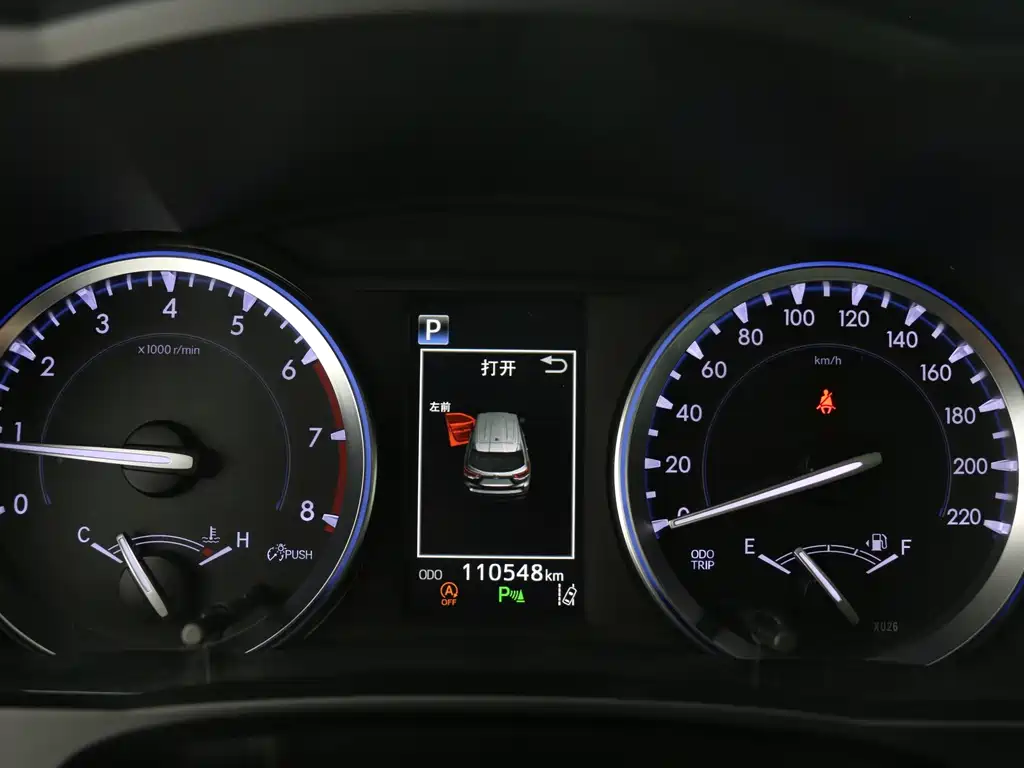 Toyota Highlander — фото 11