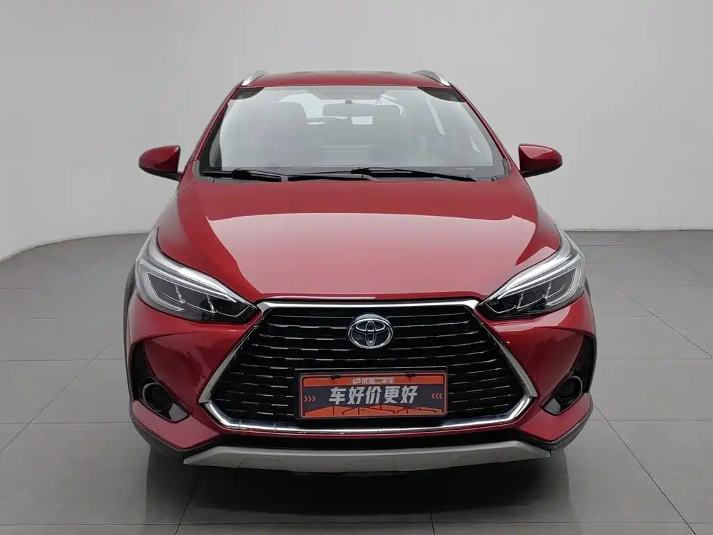 Toyota Yaris L — фото 3