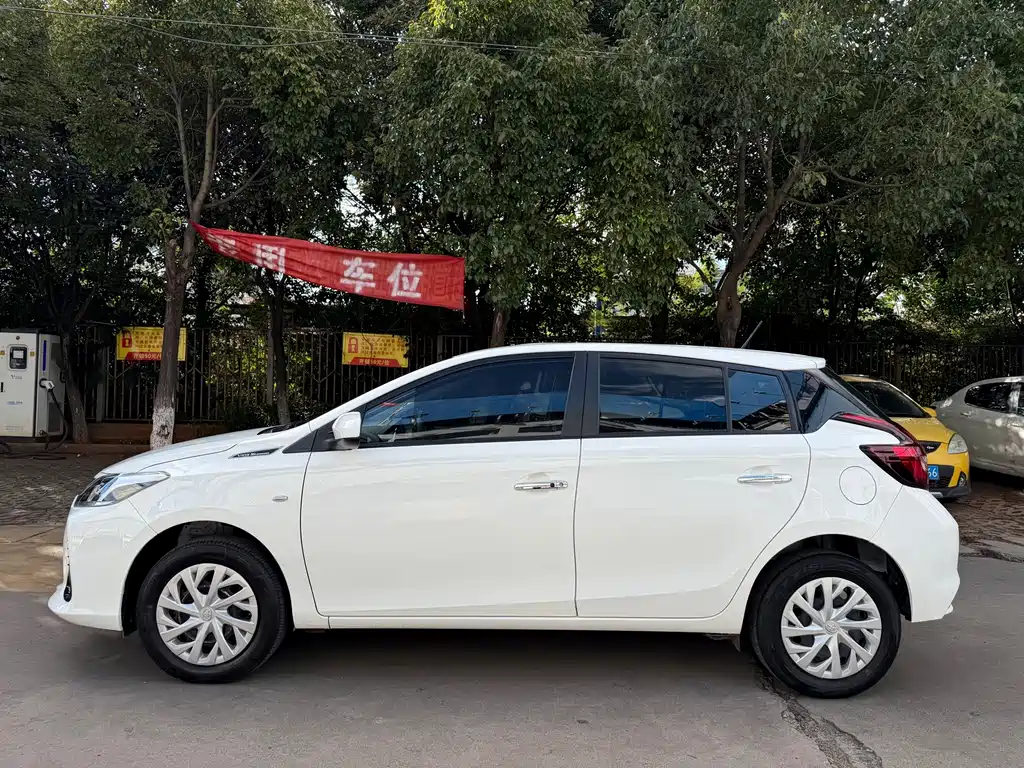 Toyota Vios FS — фото 4