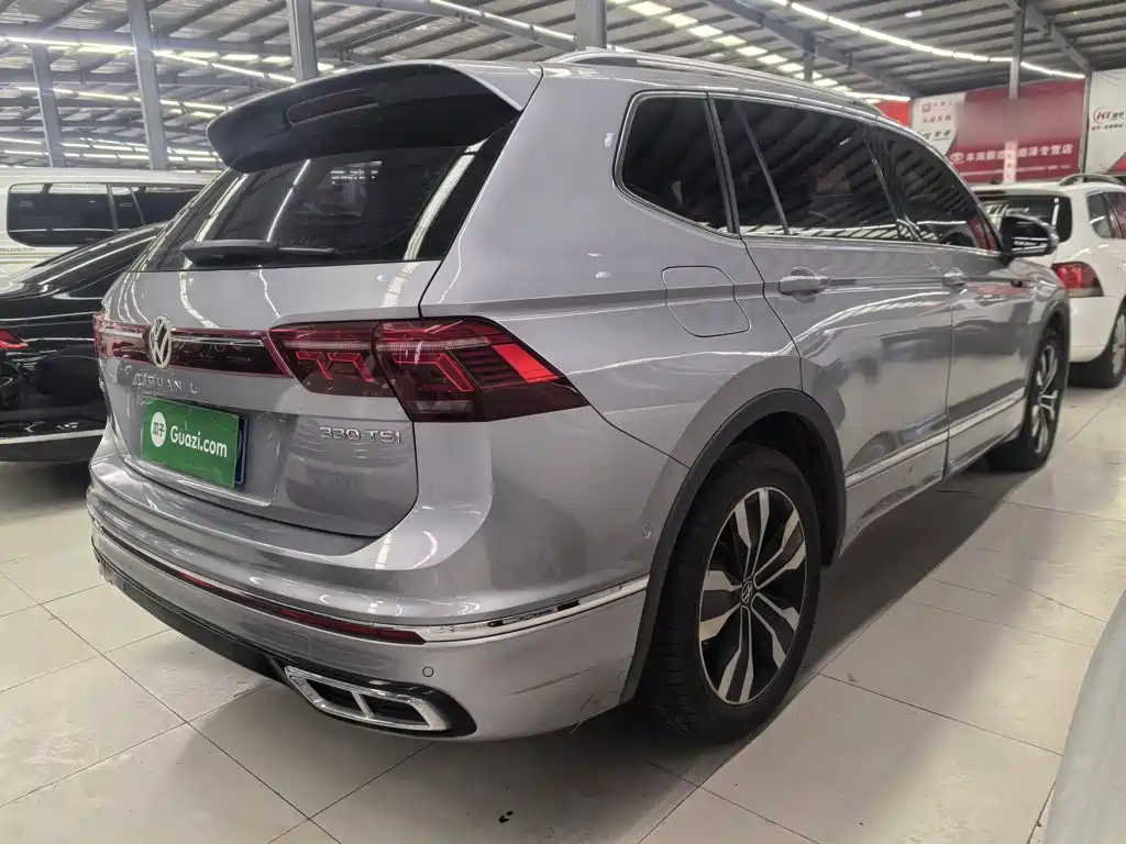 Volkswagen Tiguan L — фото 8