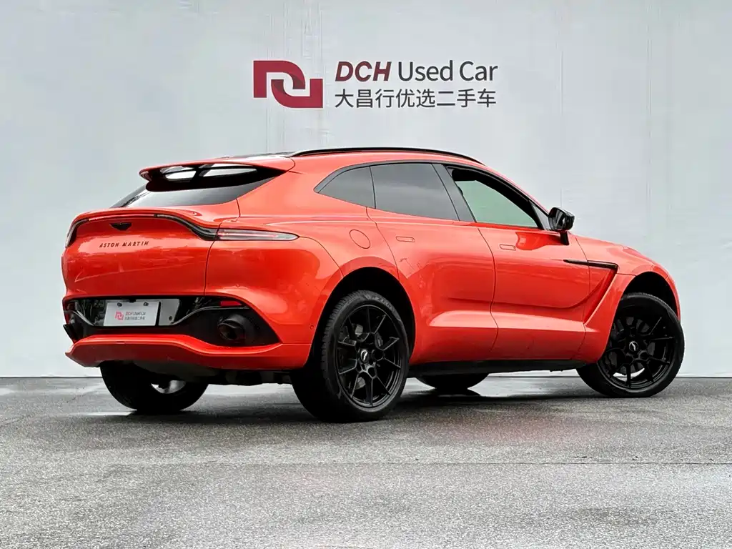Aston Martin DBX — фото 4