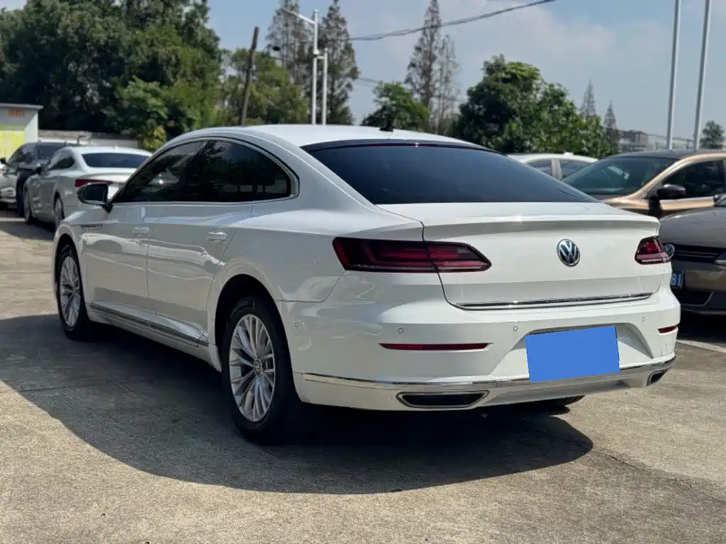 Volkswagen CC — фото 7
