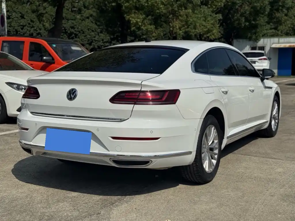 Volkswagen CC — фото 9