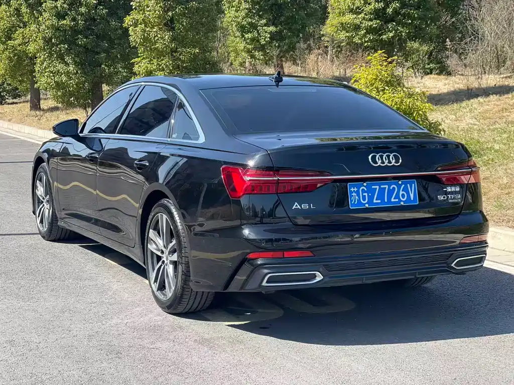 Audi A6L — фото 6