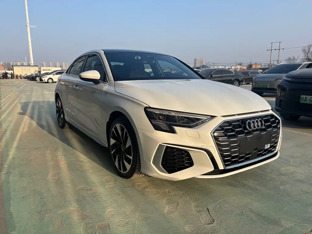 Audi A3 — фото 2