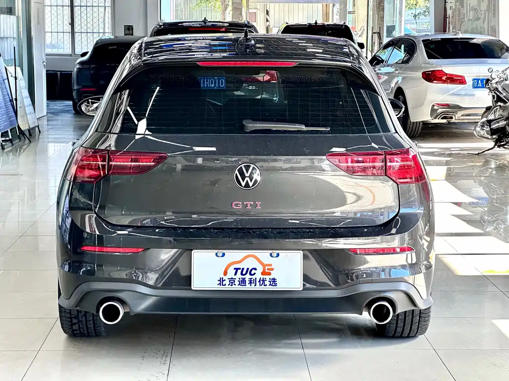 Volkswagen Golf GTI — фото 4