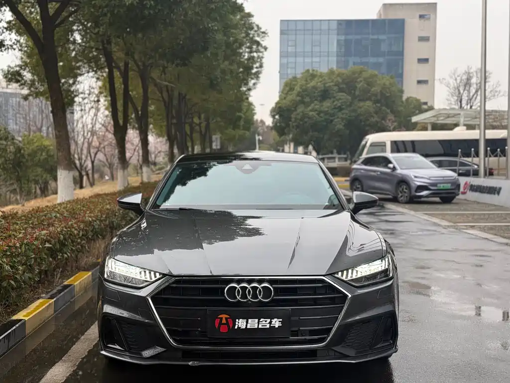 Audi A7 — фото 2