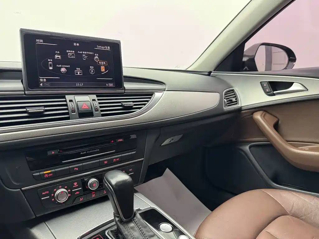 Audi A6L — фото 20