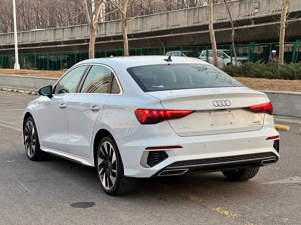 Audi A3 — фото 6