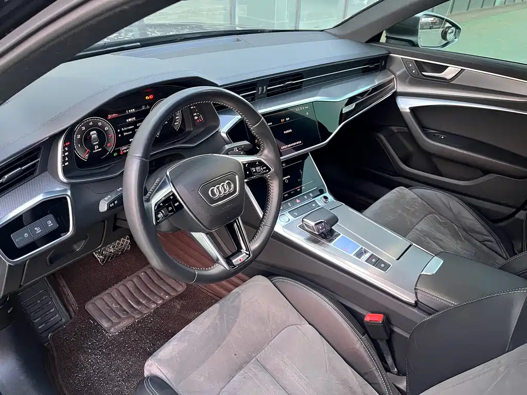Audi A6L — фото 5
