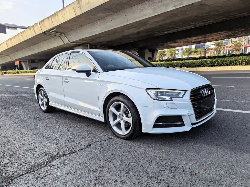 Audi A3 — фото 3