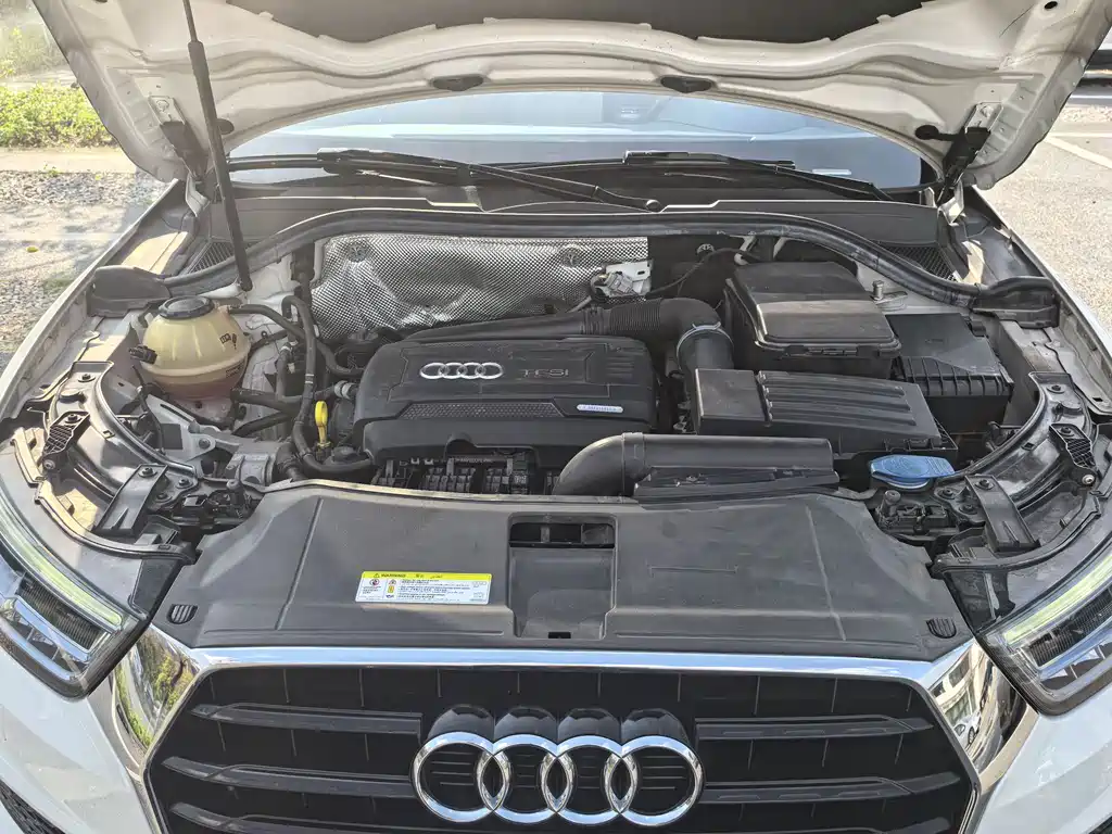 Audi Q3 — фото 21