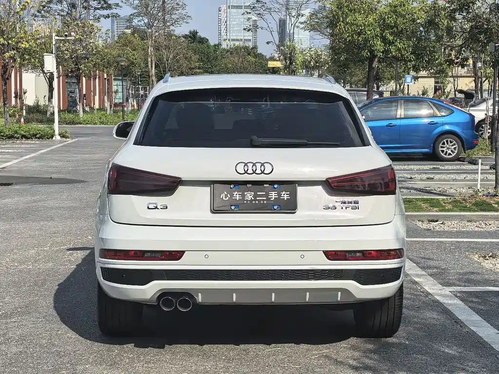 Audi Q3 — фото 5